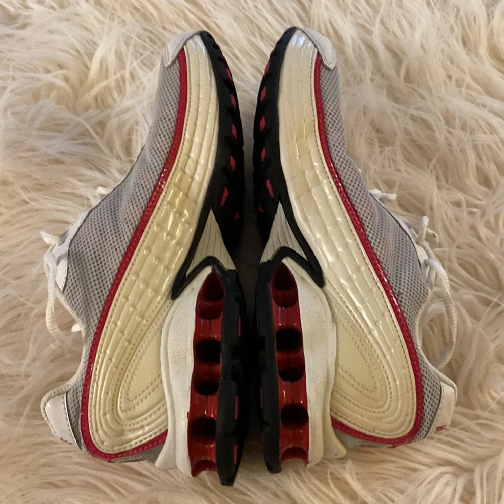 NIKE Reax running shoes